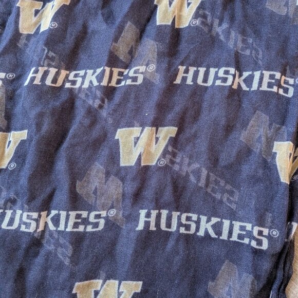 Accessories - Huskies Sheer Infinity Neck Scarf Spring Fall NEW NCAA - Purple